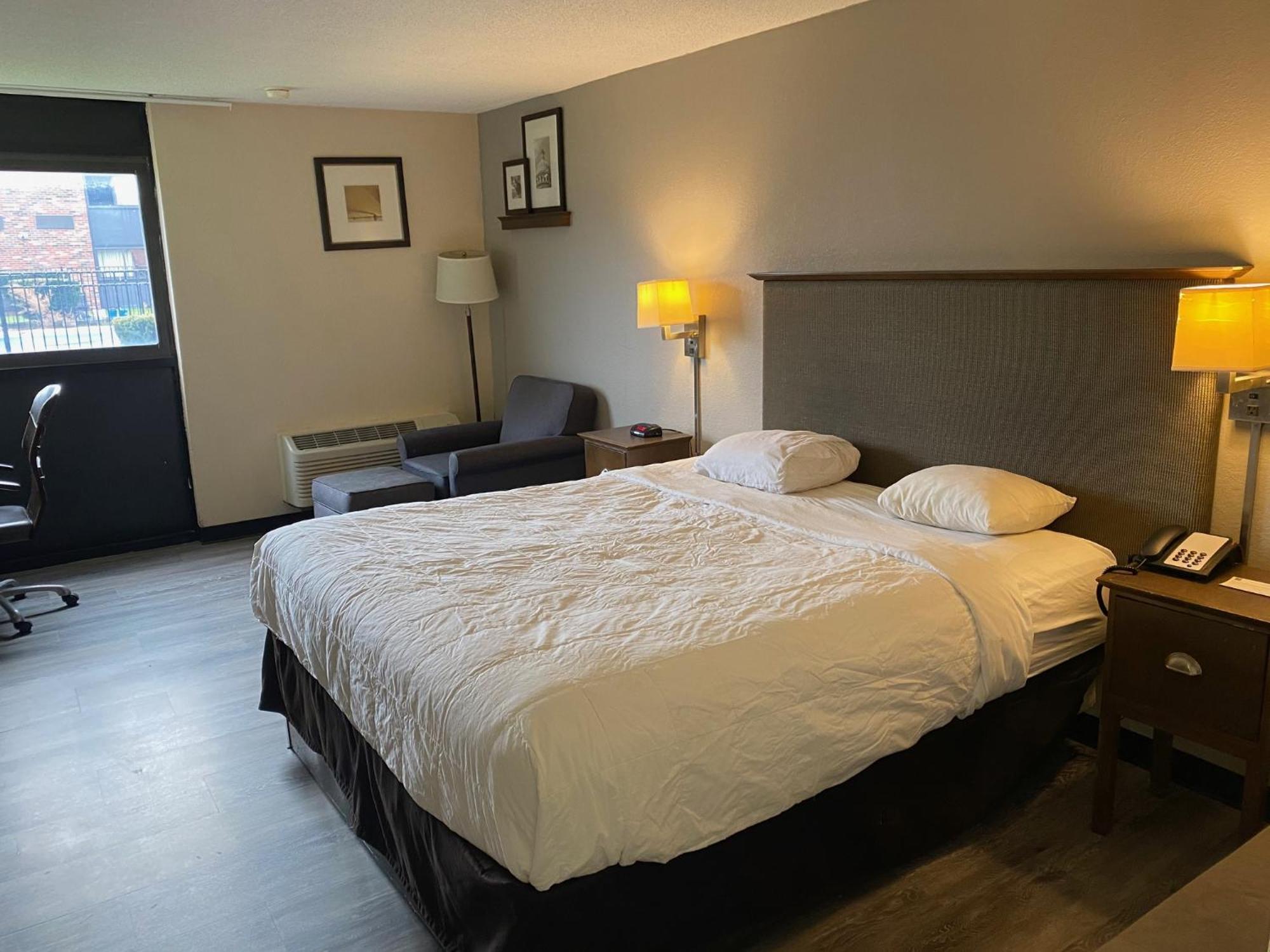 Motel 6 Rochester - Airport ภายนอก รูปภาพ